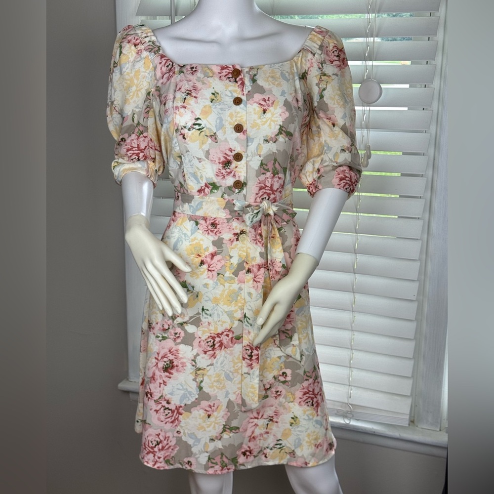LC Lauren Conrad Floral Print Dress Size Medium